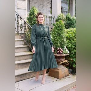 SOLD NWOT Dainty Jewells Perfectly Posh midi Dress